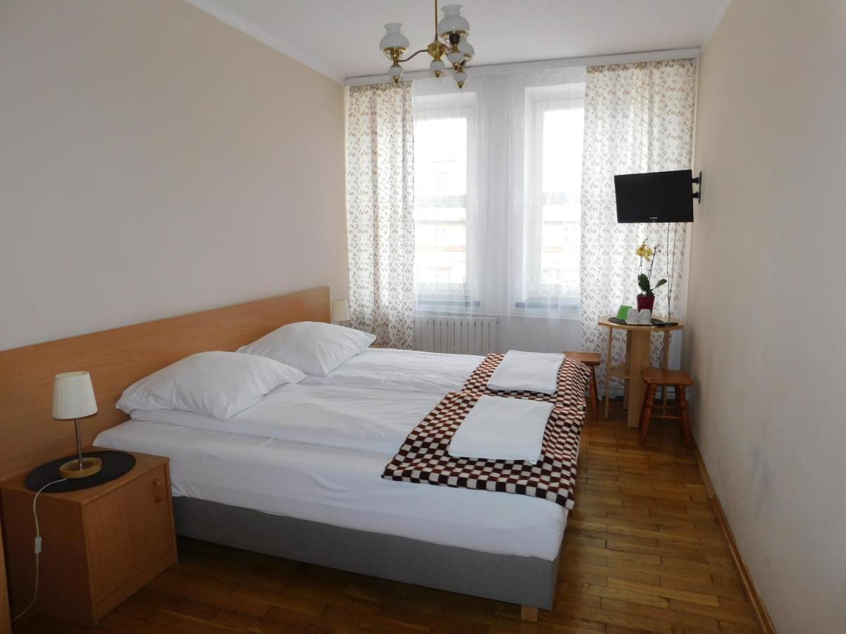 Pokoje Goscinne Korona Krakow Bagian luar foto
